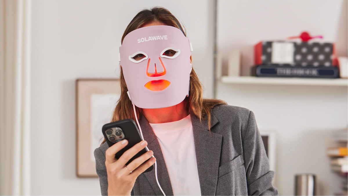 Choosing the Best Red Light Therapy Face Lamp