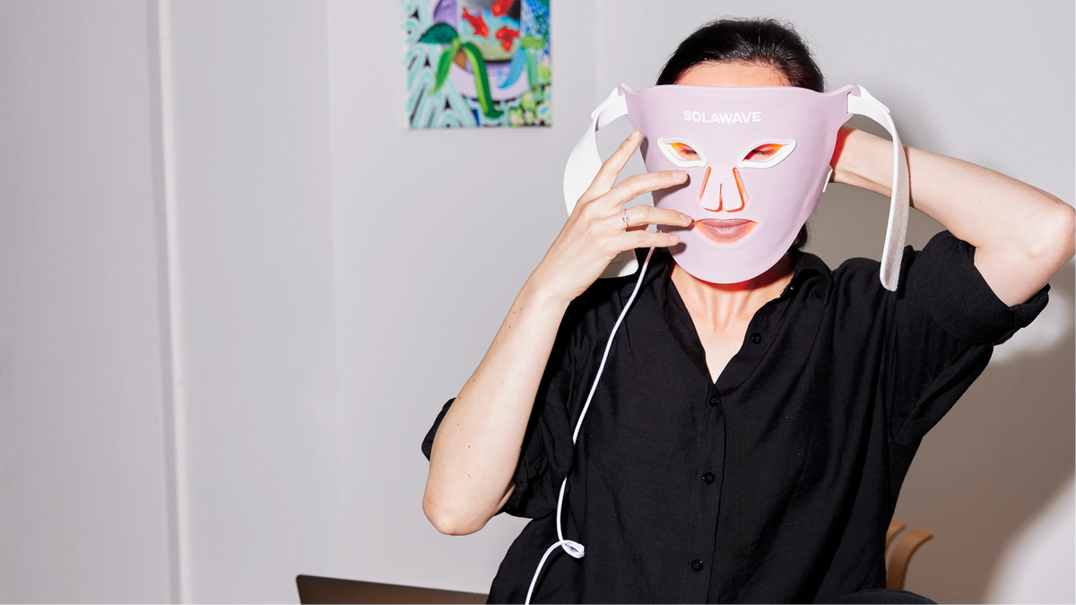 LED Light Therapy Mask Face Red Light Guide