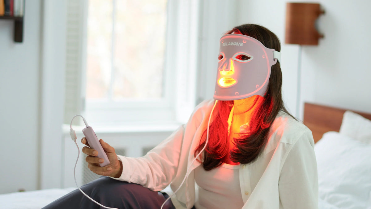 Best Face and Neck Red Light Therapy Mask Guide