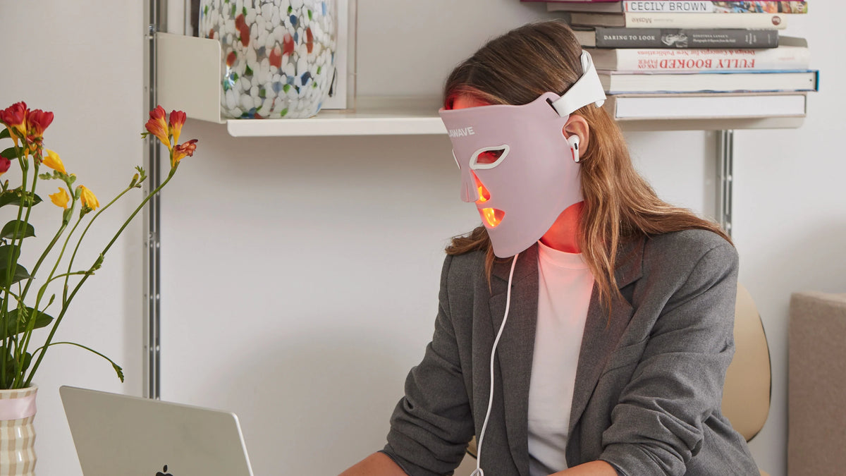 How Long to Red Light Therapy Face for Best Results